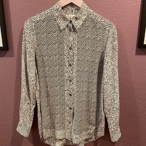 Equipment Pattern Button Down 💞